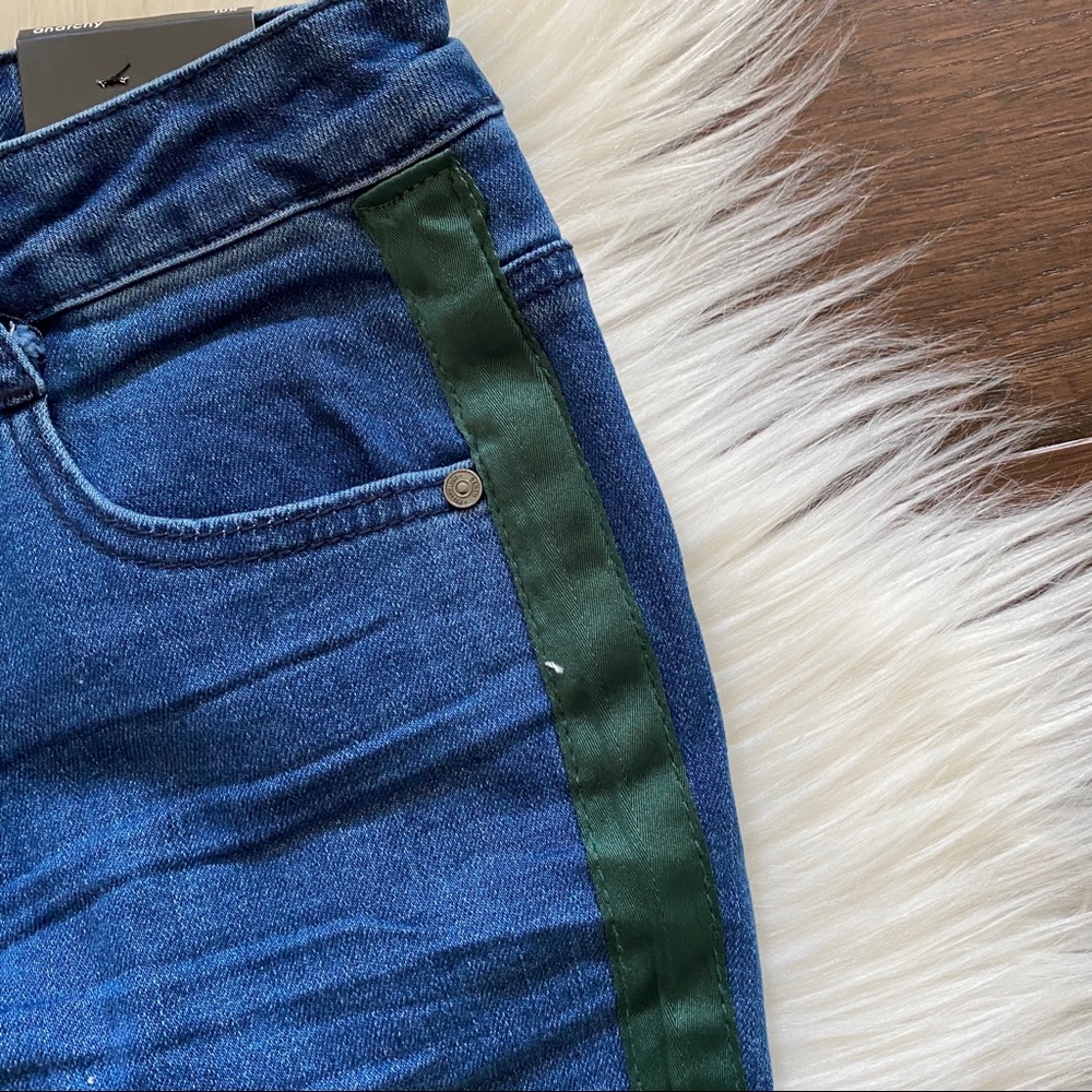 [Missguided Anarchy] Mid Rise Skinny Jean - Picture 4 of 6